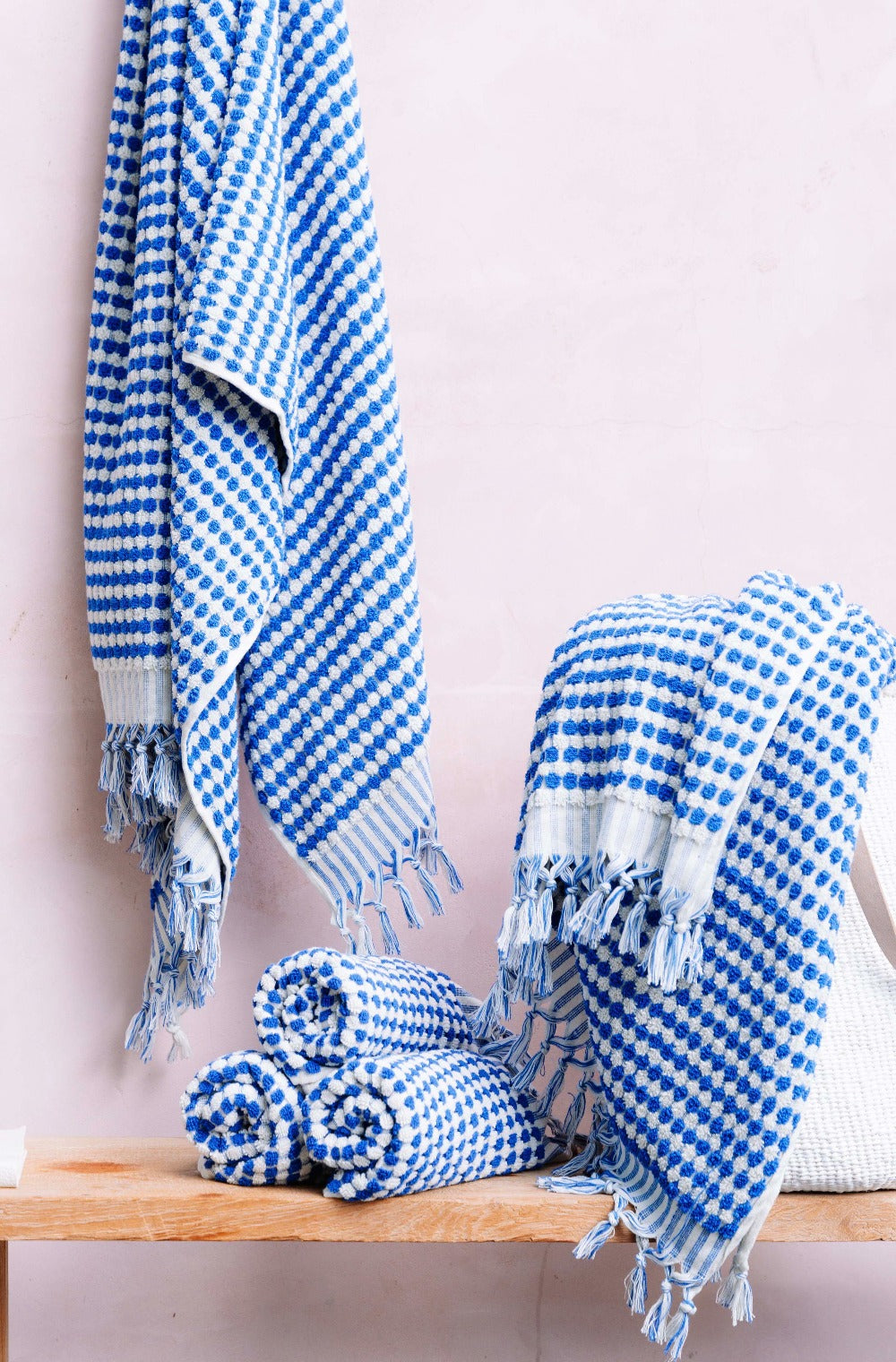 Pom Pom Turkish Bath Pool Towel Cobalt Blue – BEACH HAUS