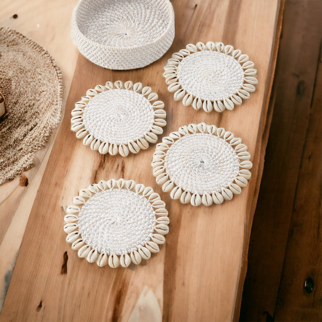 White Rattan Coaster with Cowrie Shell