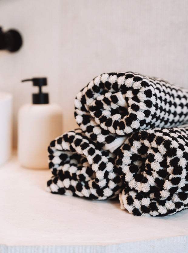 Pom Pom Turkish Bath / Pool  Towel - Black
